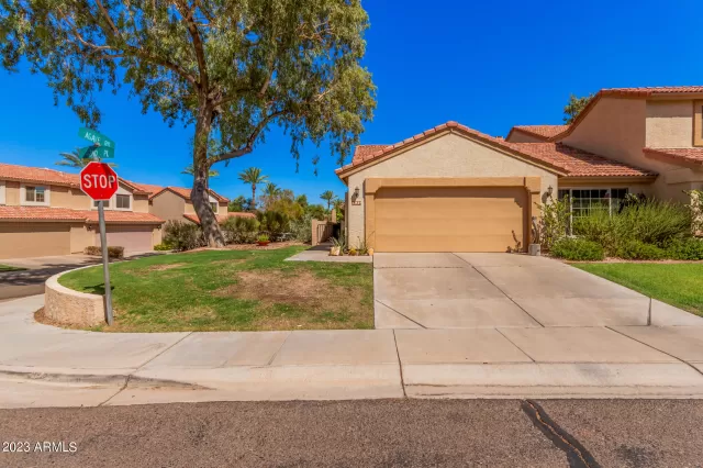 MLS: 6589495 Condo For Sale