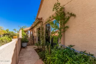 Photo #6: 6589495 Listing 