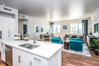 Photo #4: 6589505 Listing