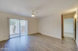 Photo #2: 6589558 Listing