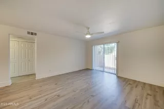 Photo #3: 6589558 Listing