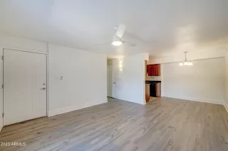 Photo #4: 6589558 Listing