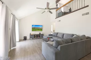 Photo #6: 6589579 Listing