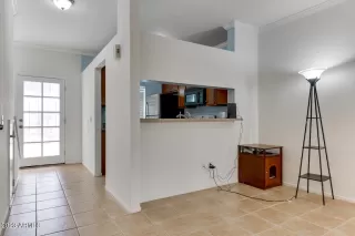 Photo #6: 6589821 Listing