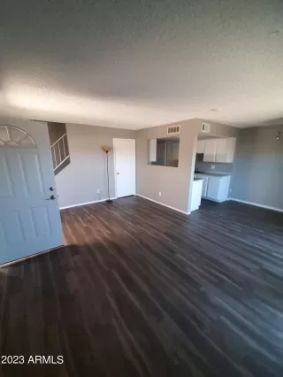 Photo #2: 6589840 Listing