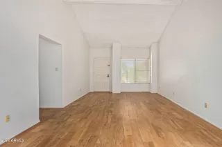 Photo #2: 6589844 Listing