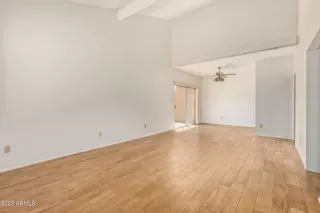 Photo #5: 6589844 Listing