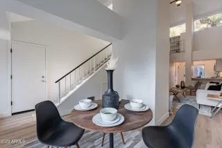 Photo #6: 6589914 Listing