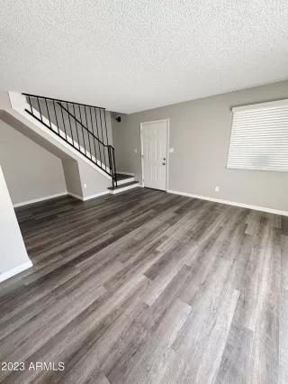 Photo #4: 6589922 Listing 