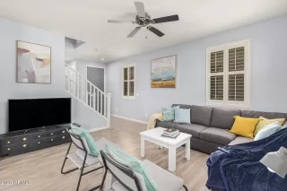 Photo #4: 6590203 Listing