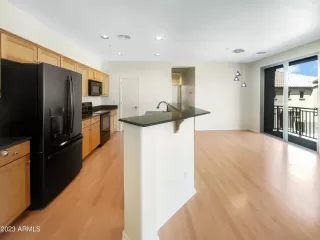 Photo #4: 6590393 Listing 