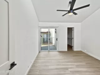 Photo #4: 6590402 Listing 