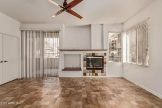 Photo #4: 6590418 Listing