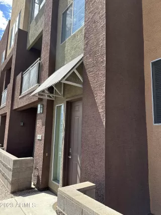 Photo #4: 6590457 Listing