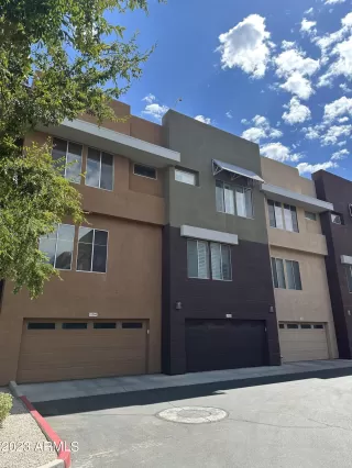 Photo #6: 6590457 Listing