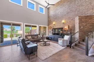 Photo #6: 6590553 Listing