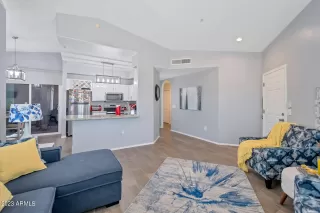 Photo #2: 6590664 Listing