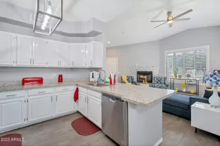 Photo #4: 6590664 Listing