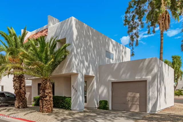 MLS: 6590675 Condo For Sale