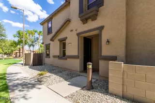 Photo #1: 6590806 Listing