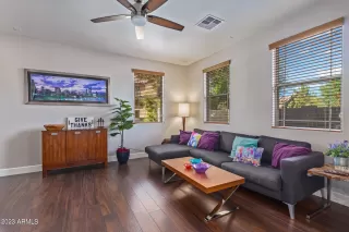 Photo #4: 6590806 Listing