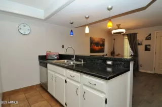 Photo #3: 6591178 Listing 