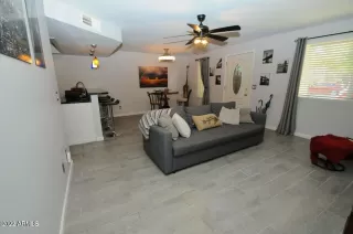 Photo #6: 6591178 Listing 