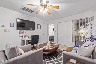 Photo #6: 6591214 Listing 