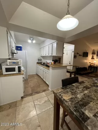 Photo #5: 6591242 Listing 