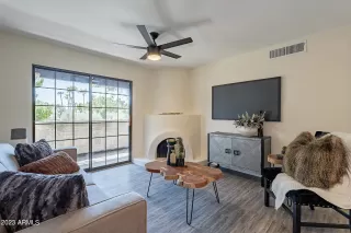 Photo #1: 6591244 Listing 