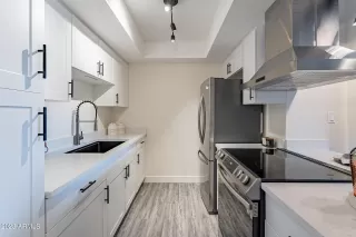 Photo #6: 6591244 Listing 