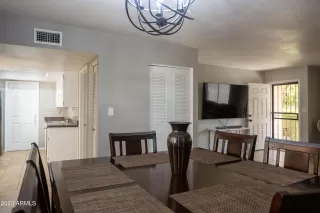 Photo #4: 6591275 Listing 