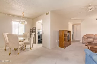 Photo #5: 6591278 Listing 