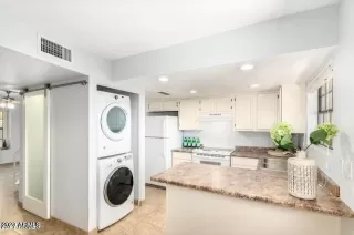 Photo #1: 6591428 Listing 