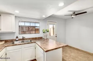 Photo #2: 6591428 Listing 