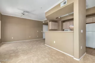 Photo #6: 6591441 Listing