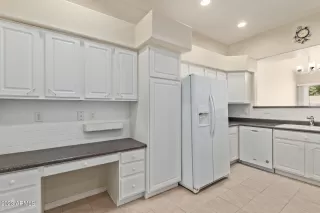 Photo #5: 6591556 Listing