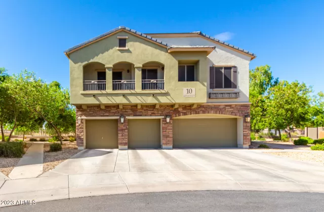 MLS: 6591580 Condo For Sale