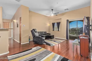 Photo #5: 6591580 Listing 