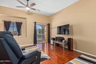 Photo #6: 6591580 Listing 