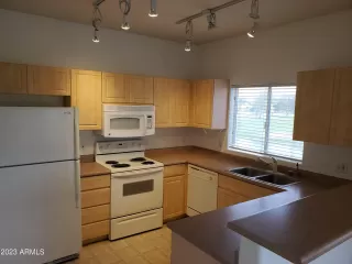 Photo #3: 6591857 Listing