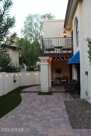 Photo #1: 6591933 Listing