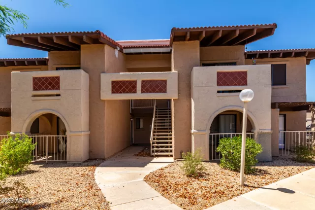 MLS: 6591936 Condo For Sale