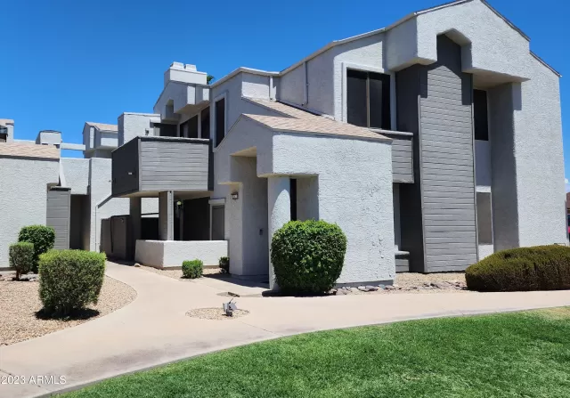 MLS: 6592231 Condo For Sale