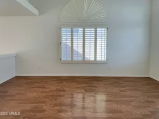 Photo #6: 6592349 Listing