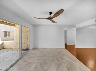 Photo #2: 6592351 Listing