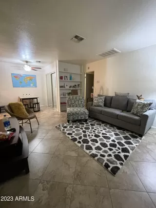 Photo #3: 6592649 Listing 