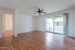 Photo #2: 6592915 Listing