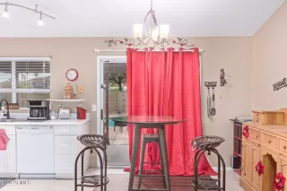 Photo #3: 6592995 Listing