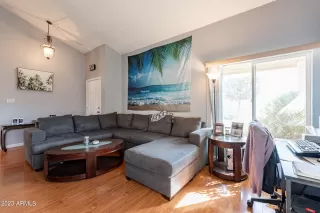 Photo #4: 6593062 Listing